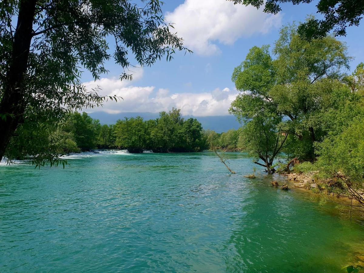 Holiday Home Waterfall View Bihać Exterior foto